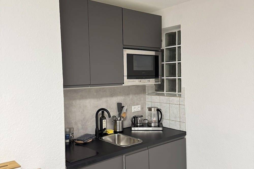 Ganze Wohnung, Modernes Apartment nahe Arena & Mercedes-museum in Stuttgart, Stuttgart Region