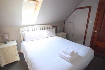 Log Cabin for 8 People in Loch Lomond, Argyll & Bute, Photo 3