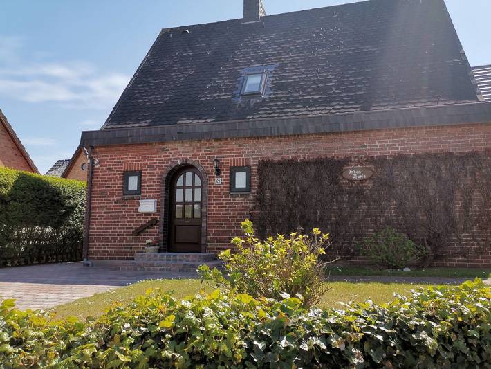 Ganze Wohnung, Rustikales Apartment Inken-Maria Ost in Westerland in zentraler Lage in Westerland, Sylt (Gemeinde)