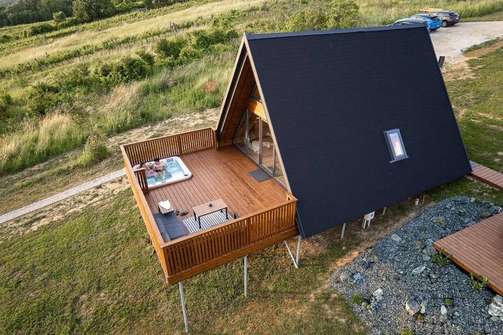 Chalet für 4 Personen, mit Terrasse und Whirlpool sowie Garten und Pool in Ungarn - 3