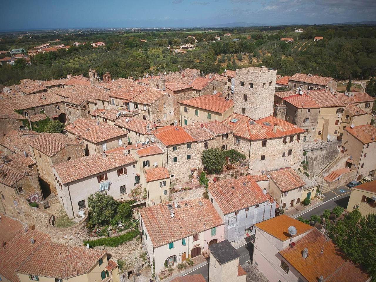La Casa nel Borgo in Bibbona, Costa degli Etruschi