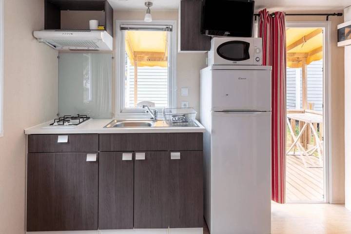 Camping pour 3 personnes, avec bassin pour enfant à Bormes-les-Mimosas - 4