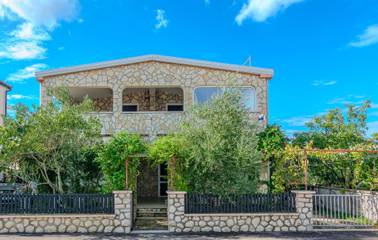 Ferienwohnung für 2 Personen, mit Terrasse in Vrsi
