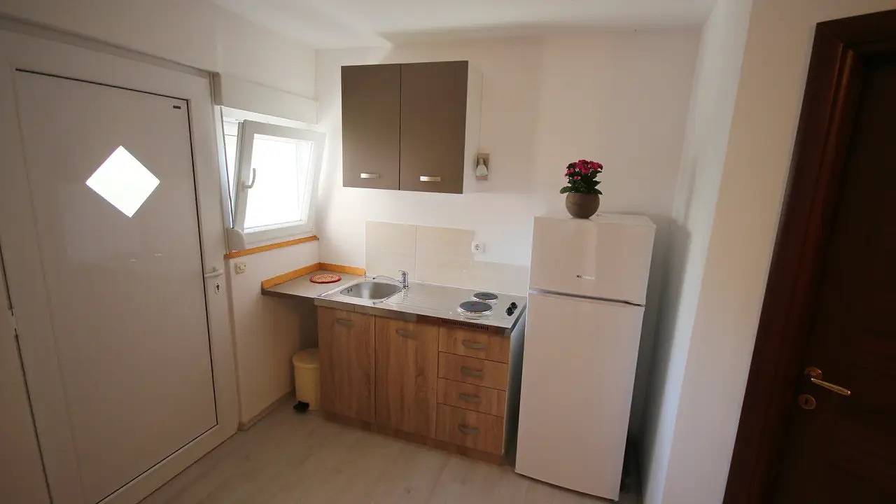 Ganze Ferienwohnung, Ferienwohnung für 2 Personen (31 m²) in Kožino in Strand Kožino, Zadar (Kommun)