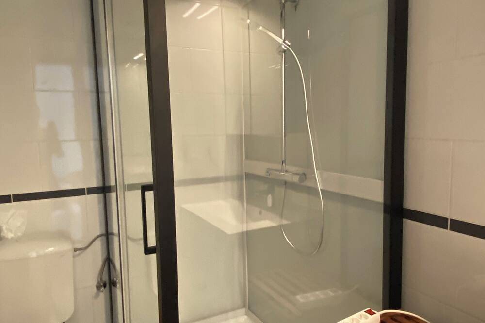 Ganze Wohnung, Bright & Renovated 1 Bedroom Apartment @Brussels St-Gilles in Saint-Gilles (Belgien), Brüssel und Umgebung