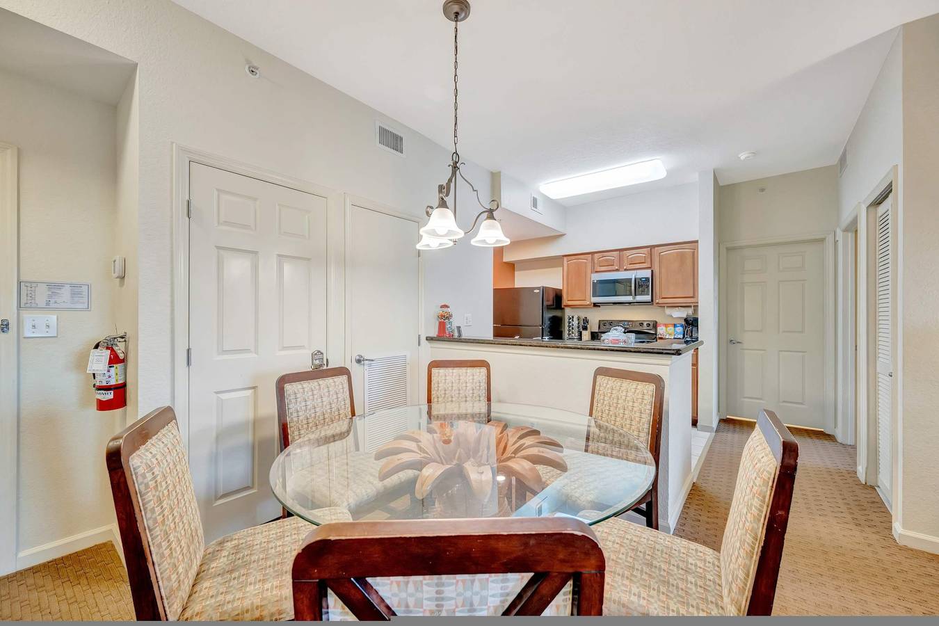 Apartamento entero, 2Br Fireworks View with Pool Spa 5 Minutes to Disney in Condado de Orange (FL)