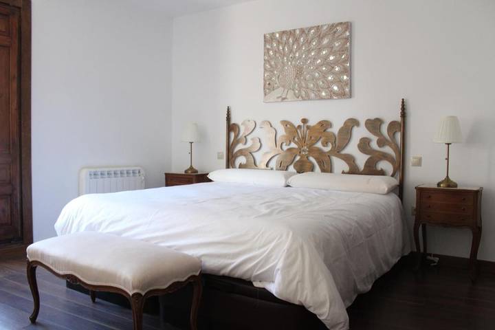 Apartamento de vacaciones para 8 personas, con balcón y jacuzzi en Provincia de Guadalajara - 2