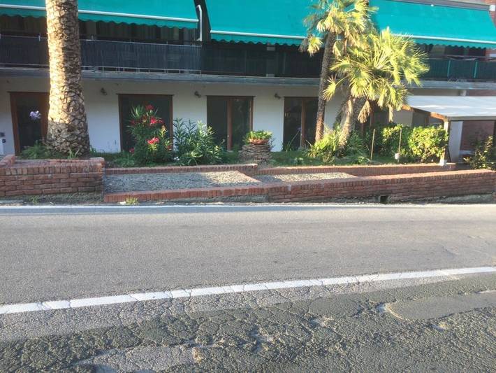 B&b per 4 persone, con Balcone e Terrazza nonché Giardino e Panorama a Deiva Marina