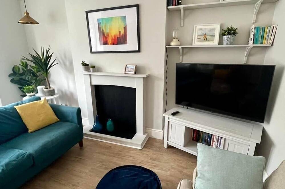 Holiday Apartment for 5 People in Christchurch, South West England
