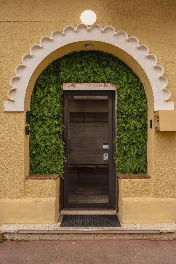 Hôtel pour 4 personnes, avec terrasse et vue dans Casino de Palavas les Flots - 4