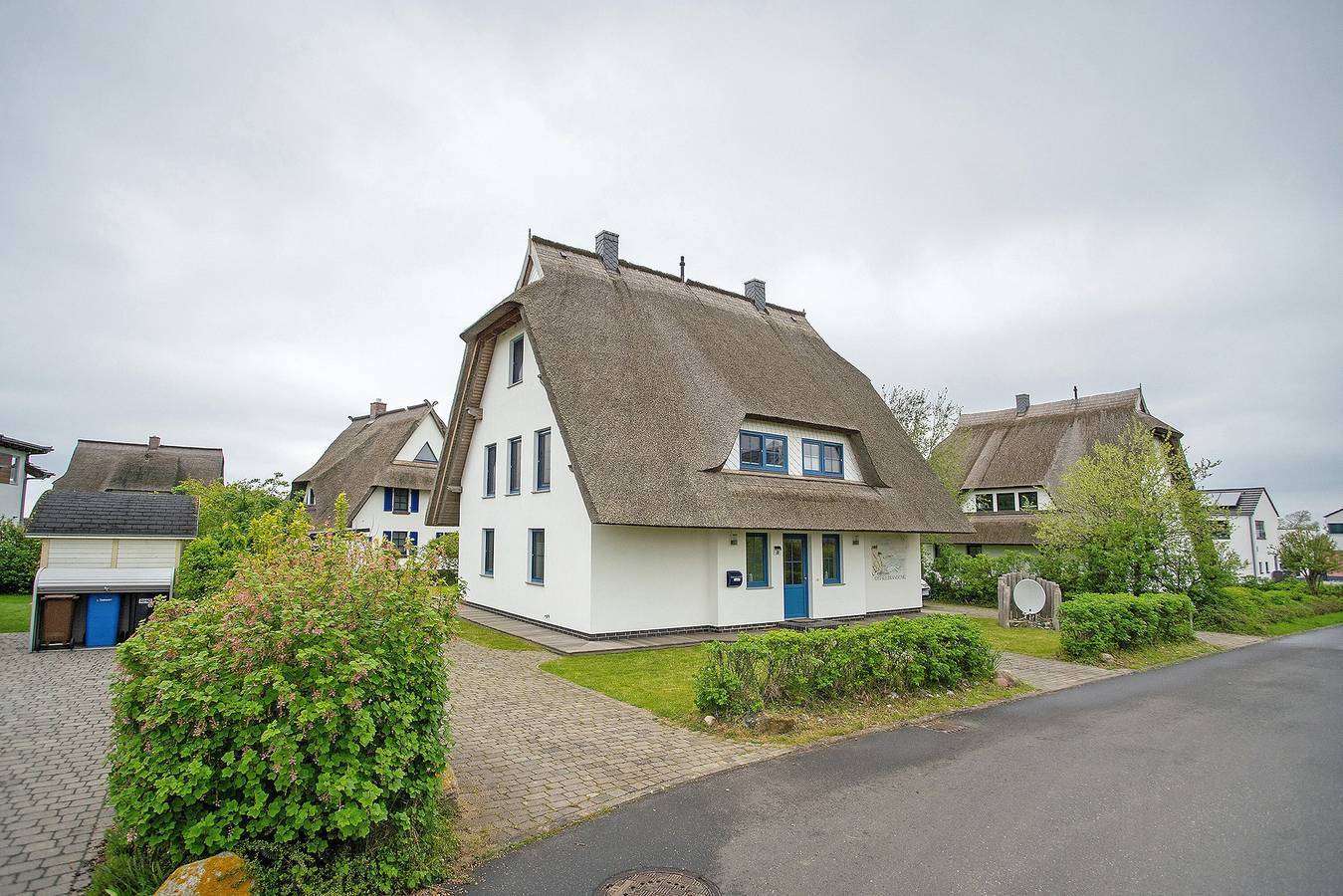 Ferienhaus 'Seestern' nahe dem Strand mit Garten, Wlan & Sauna in Dranske, Rügen