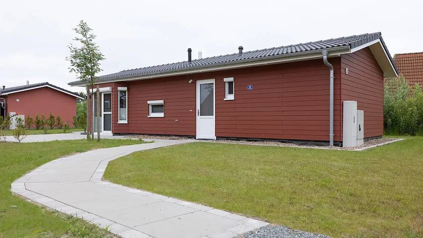 Bungalow für 4 Personen, mit Terrasse und Garten