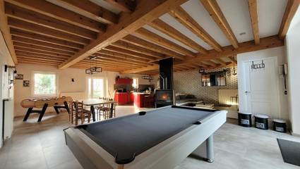 Gîte pour 8 personnes, avec terrasse et jardin à Valprivas