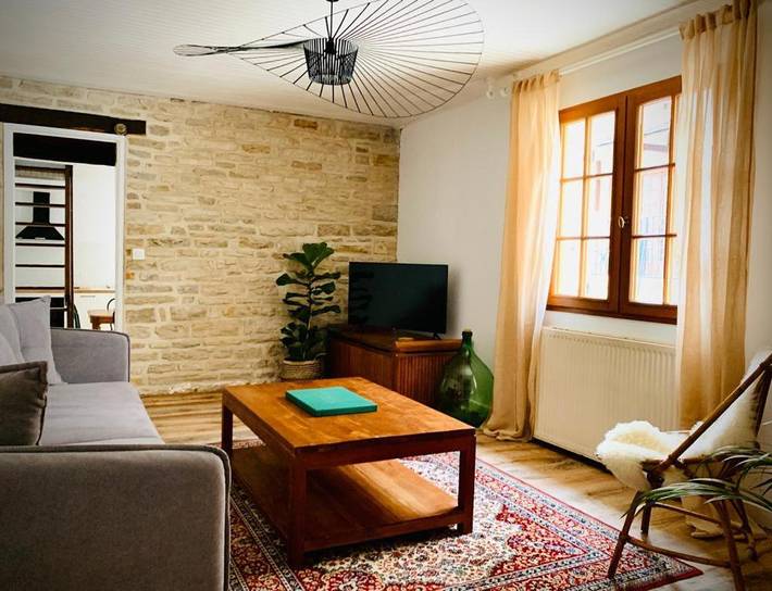 Location de vacances pour 4 personnes, avec jardin à Santenay