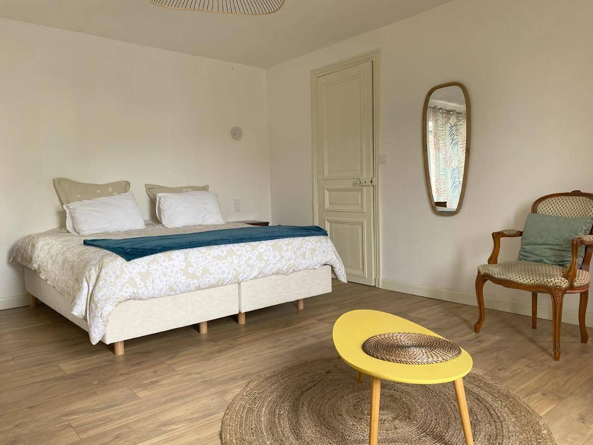 Double Room with Private Bathroom in Quiberon, Côte des Mégalithes