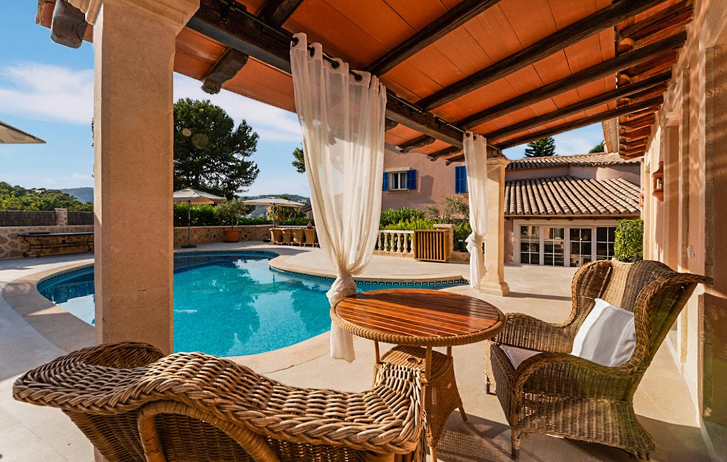 Retiro junto al mar con piscina, terraza y WiFi, a 2 km de Cala en Cranc in Puerto de Andrach, Andrach