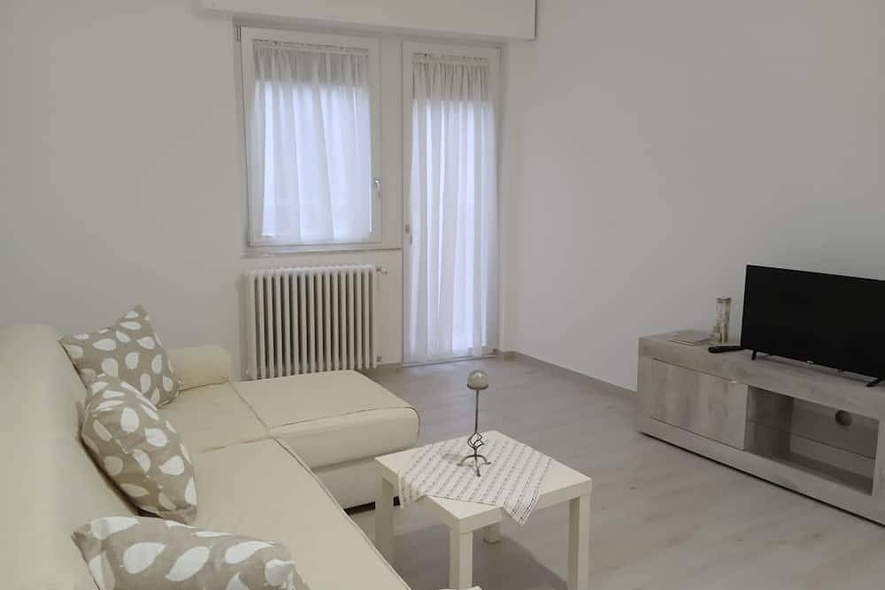 Appartamento intero, \"A casa di Rosa\" appartamento a pochi passi dal mare in Mola di Bari, Provincia di Bari