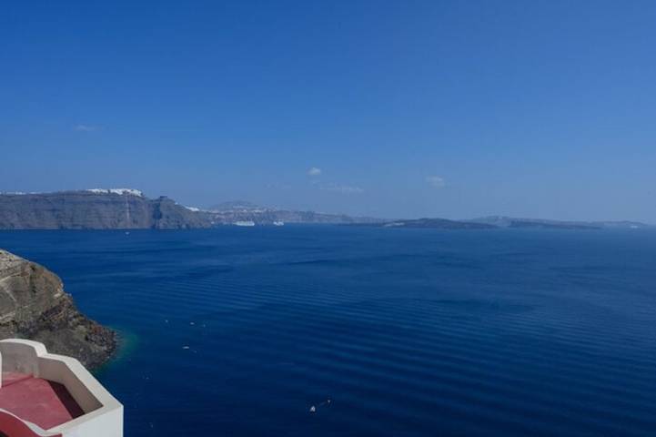 Villa for 4 people, with balcony and ocean view in Oia