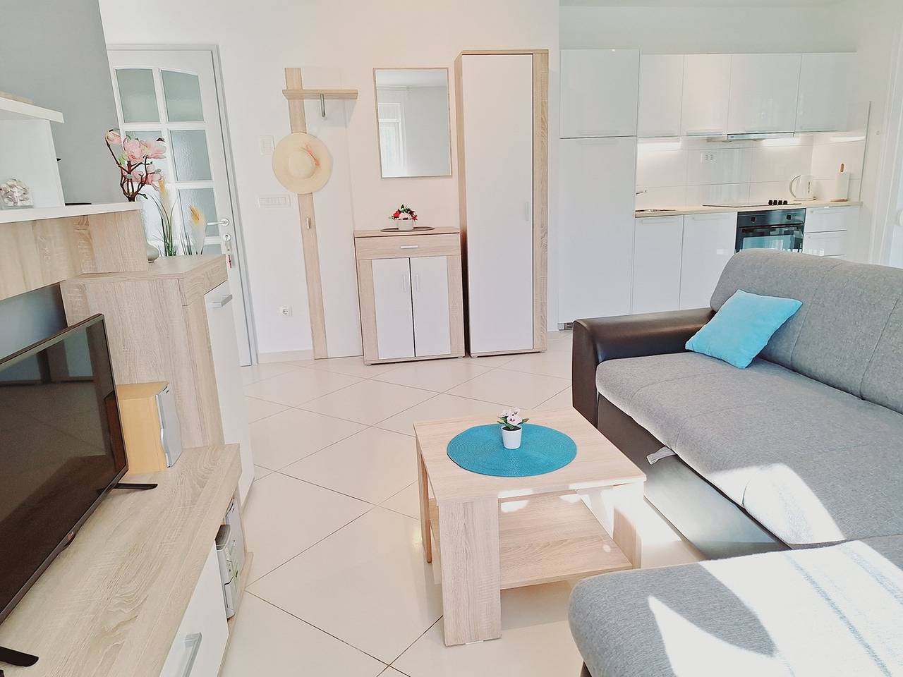 Ganze Wohnung, Apartment mit einem Schlafzimmer Enelani A1 in Kastel Stafilic, Kaštela