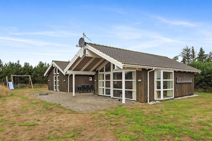 Ferienhaus für 6 Personen, mit Whirlpool und Terrasse sowie Sauna