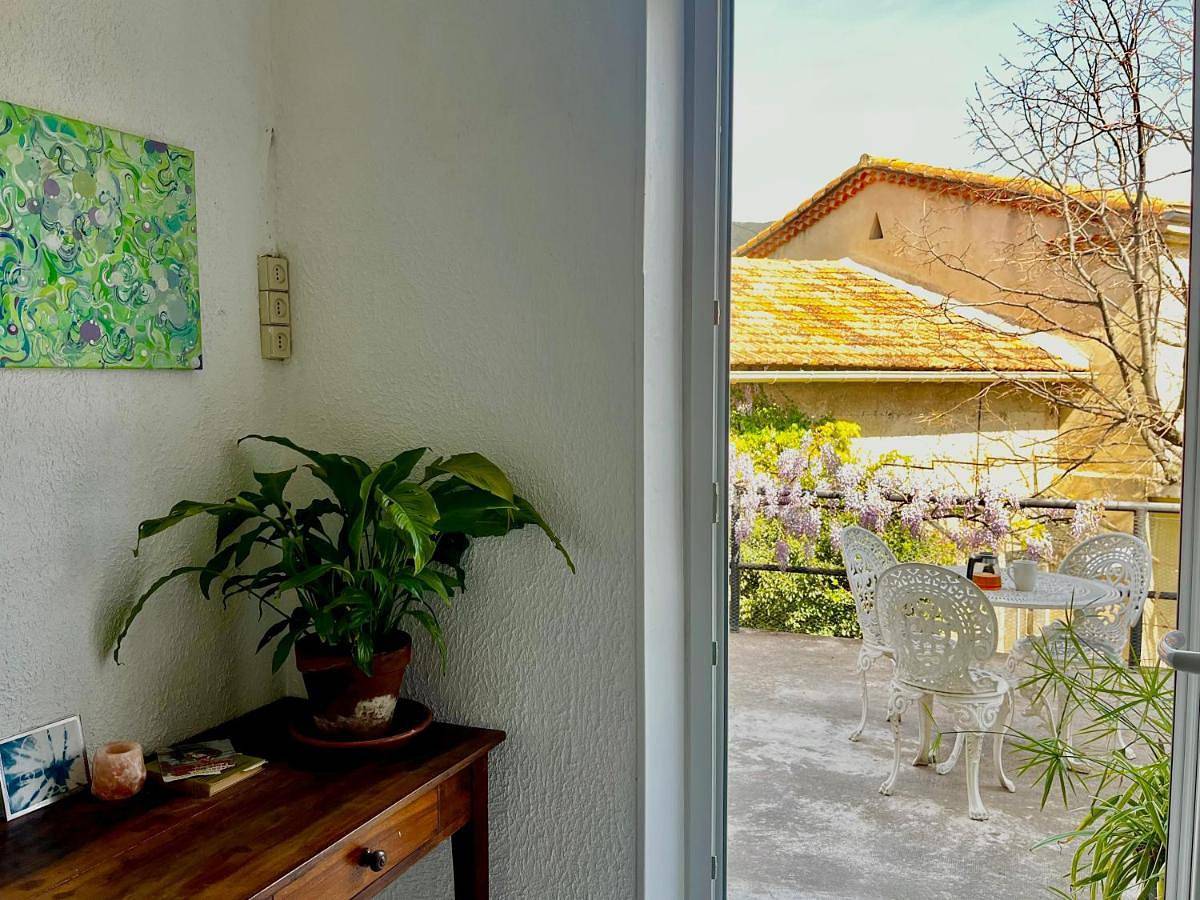 Twin Room with Balcony in Nyons, Région de nyons