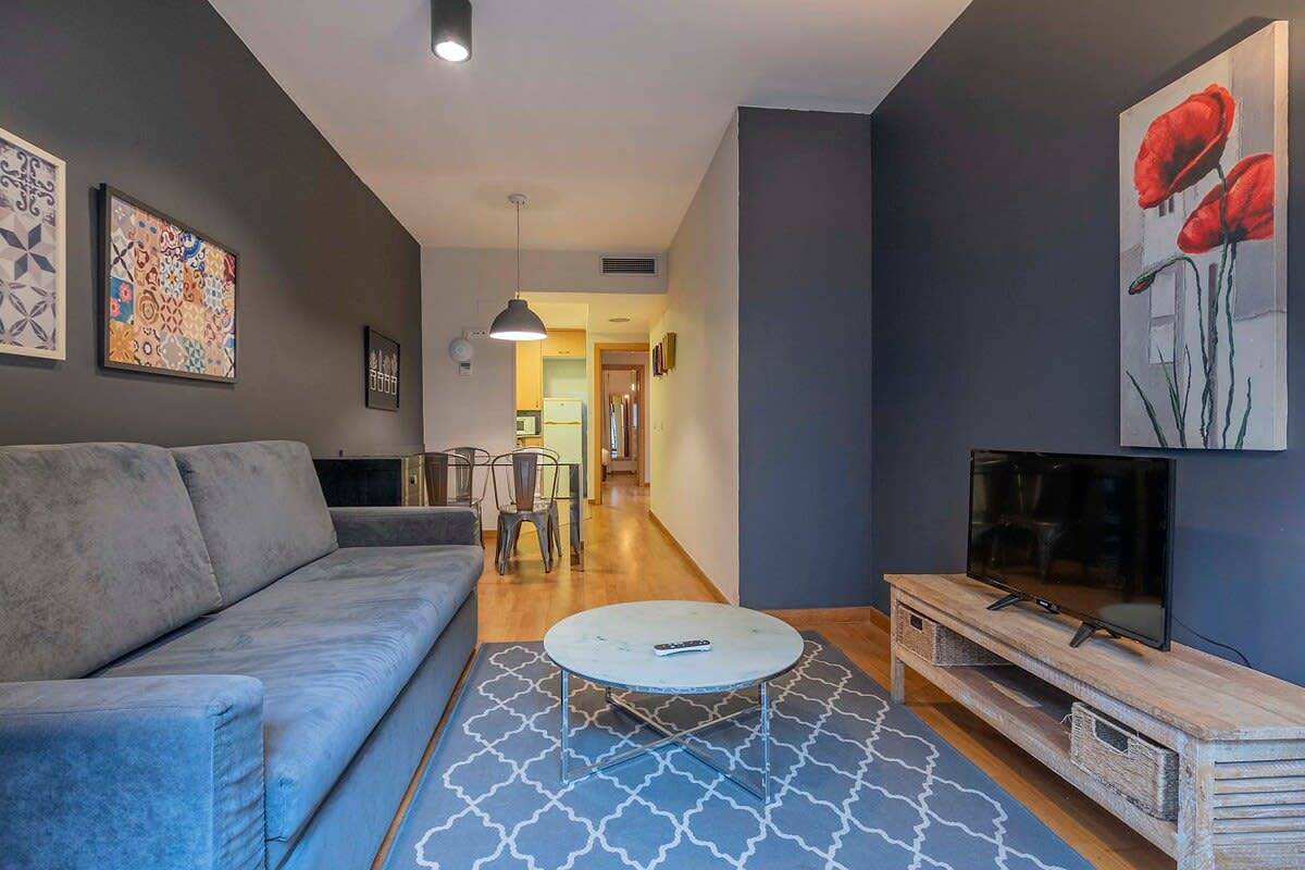 Apartamento entero, Apartamento de vacaciones para 5 personas con balcón/terraza in Centro Barcelona, Barcelona
