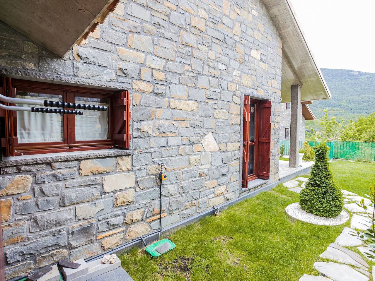 "Biescas in Gavín, Biescas