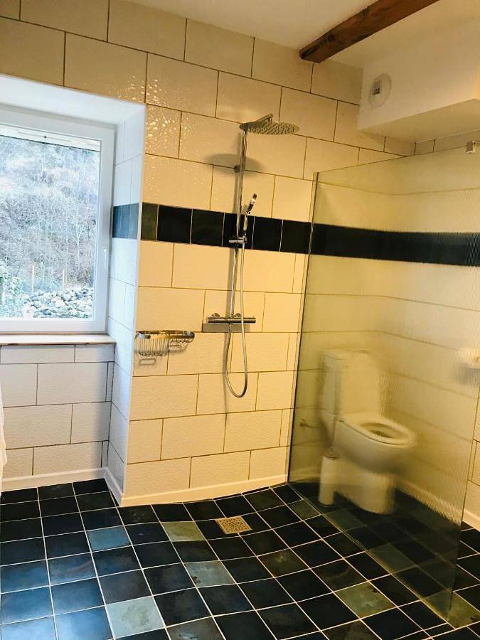 Chambre d’hôte pour 2 personnes avec piscine in Saint-Étienne-de-Boulogne, Ardèche