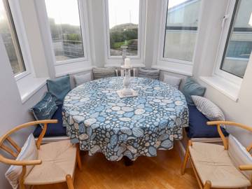 Cottage for 10 People in Trearddur Bay, Isle of Anglesey, Photo 4