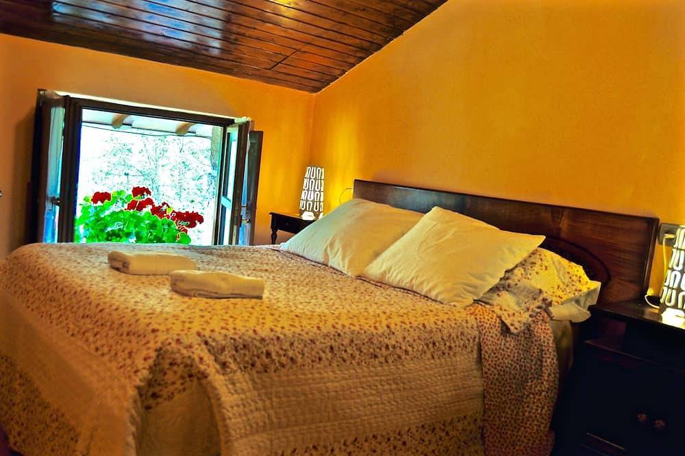 Apartamento entero, Un Rincón en Asturias. Pequeña Aldea, grandes Vistas. Picos de Europa. in Ponga, Cordillera Cantábrica
