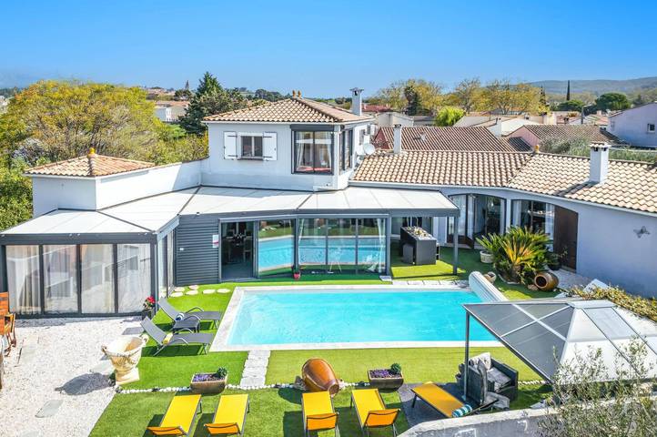 Villa pour 8 personnes, avec jardin
