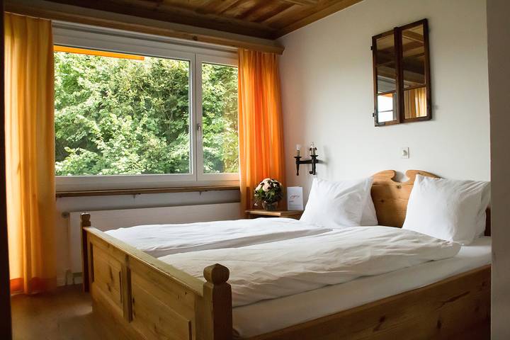 Hotel Restaurant Chesa - Standard Doppelzimmer in Flims-Dorf, Flims