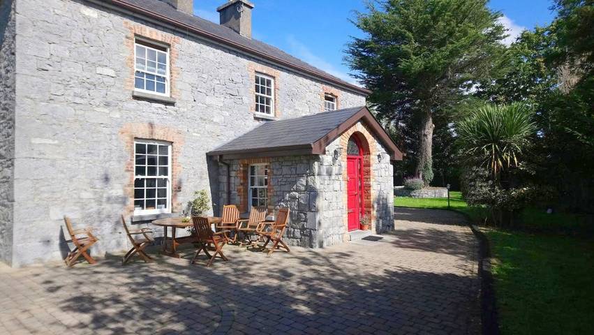 Holiday home for 3 people, with Garden and View in Ennis