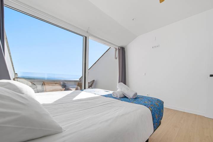 Chalet pour 9 personnes, avec piscine ainsi que vue sur l’océan et terrasse à Roses - 2