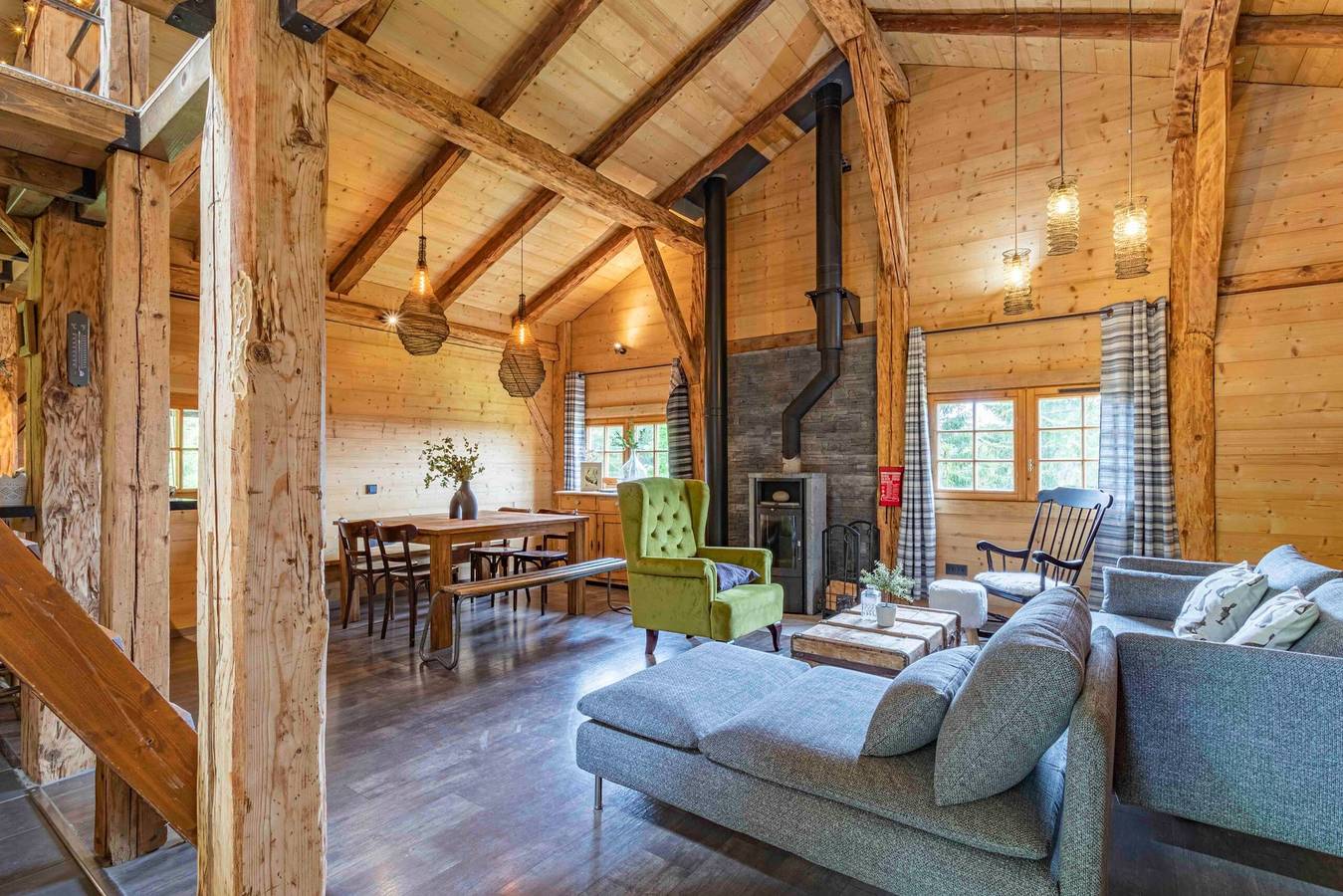 Chalet 'Refuge De Quiétude À La Montagne' avec un panorama d'alpage in Samoëns, Région de Bonneville