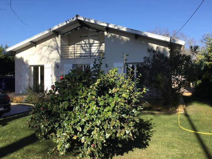 Villa pour 11 personnes, avec jardin et piscine, adapté aux familles à Andernos-les-Bains