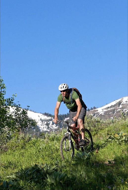 Spacious Family Home on Priest Lake Golf Course in Kaniksu Nationalwald