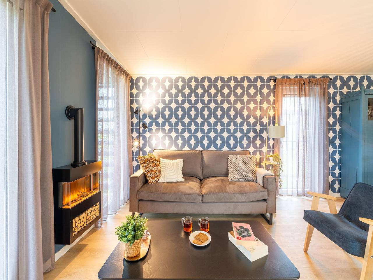 Holiday home by the water in the Green Heart in Oud Ade, Holanda Sur