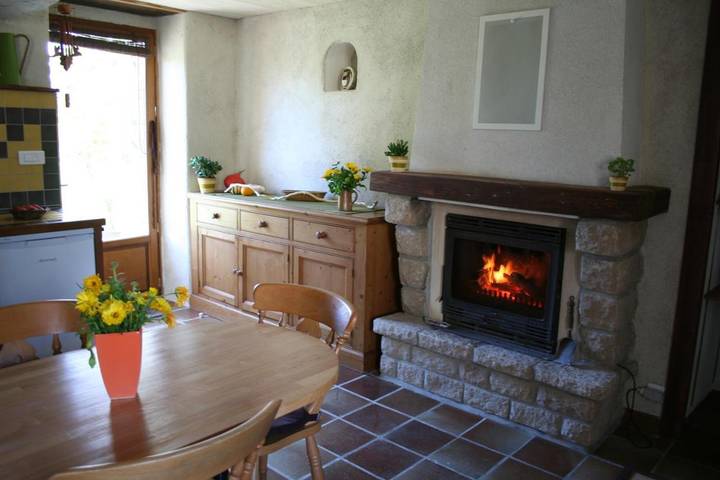 Location de vacances pour 3 personnes, avec jardin et terrasse, animaux acceptés à Bais (Ille-et-Vilaine) - 3