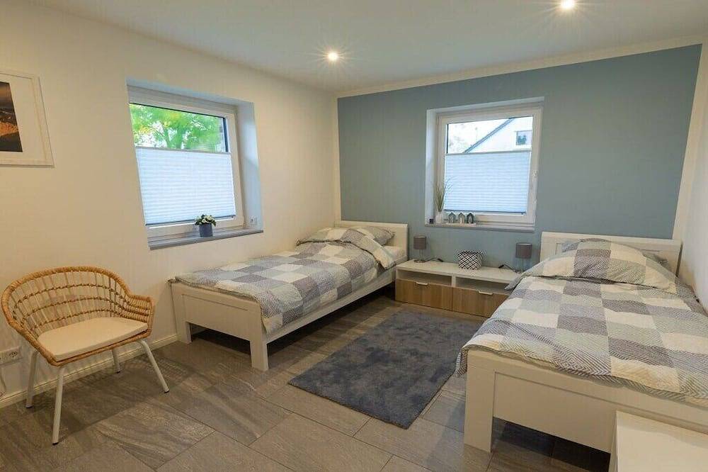 Ganze Wohnung, Nordsee-Ferienhaus Zinnäcker in Almdorf, Nordfriesland