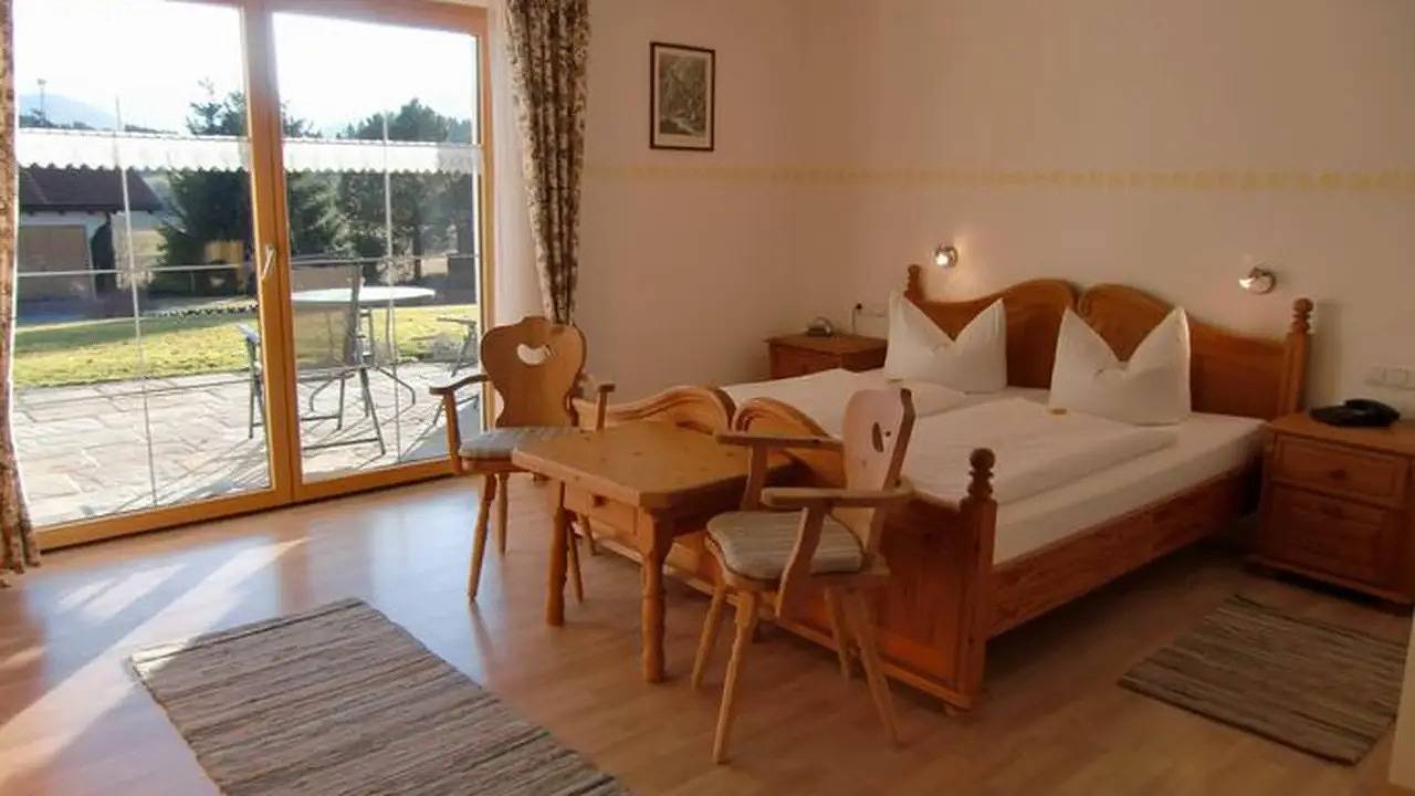 Ganze Ferienwohnung, Ferienwohnung für 3 Personen (46 m²) in Bad Bayersoien in Bad Bayersoien, Romantische Straße