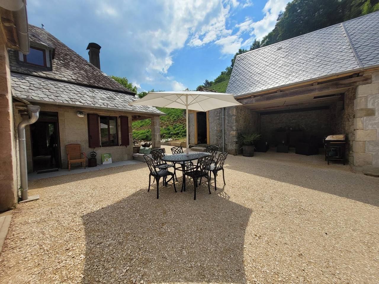 Gîte für 9 Personen mit Terrasse in Argentat-sur-Dordogne, Tulle und Umgebung