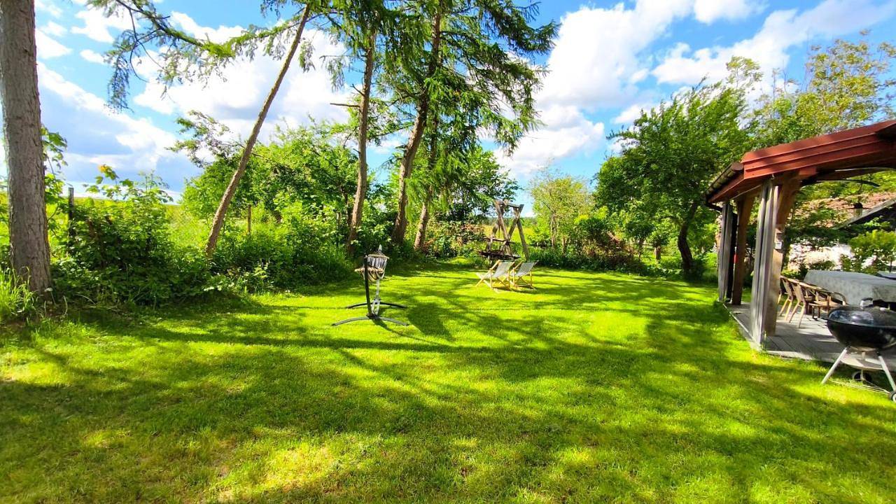 Ganze Wohnung, Domek nad jeziorem z pomostem, Mazury, Domek Fruzia in Powiat Mrągowski