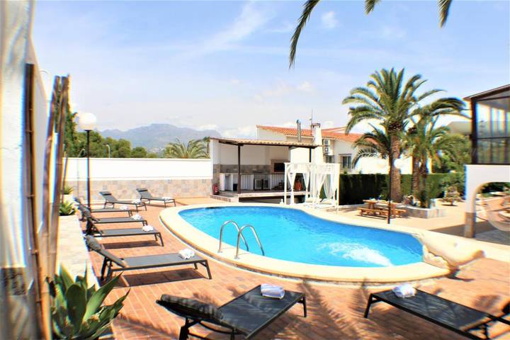 Casa rural para 20 personas, con jardín además de vistas y piscina en Benidorm - 2