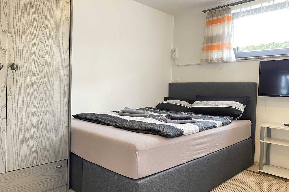 Ganze Wohnung, Ferienapartment Süd (Wa328) in Wackersdorf, Ostbayern