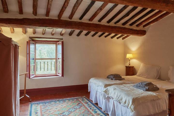 Holiday rental for 5 people, with garden in Lucca