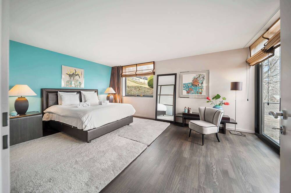 Exclusive Geneva Region Retreat with Pool in Arzier, Massif du Jura