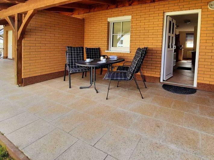 Bungalow für 4 Personen, mit Terrasse in Binz - 2