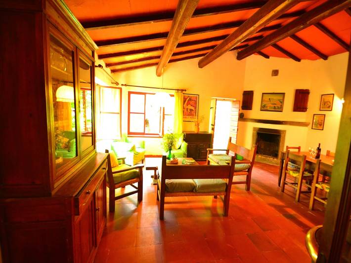 Vintage vacation home in Piteglio, San Marcello Piteglio