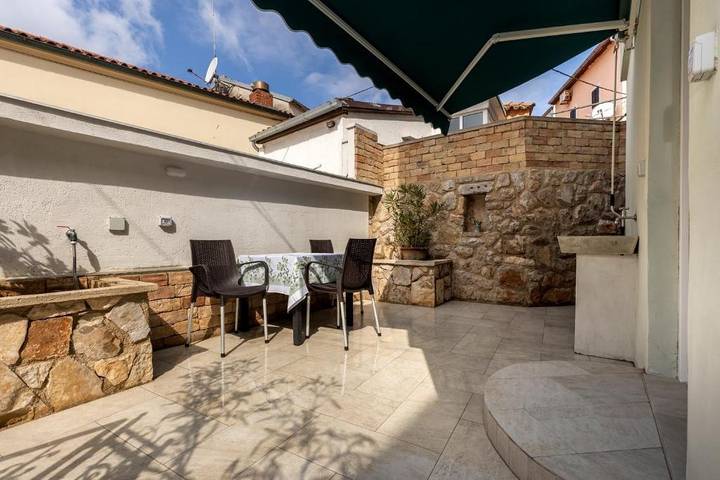 Ferienwohnung für 2 Personen, mit Balkon/Terrasse in Veli Losinj